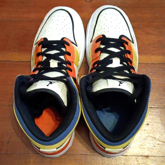 AIR JORDAN 1 MID SE GS 'MULTI-COLOR-CANVAS' SZ 6.5Y OR WOMEN'S 8 - Picture 8 of 8